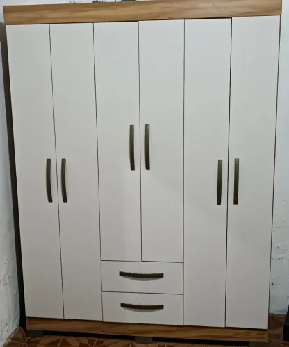 Guarda roupa off white