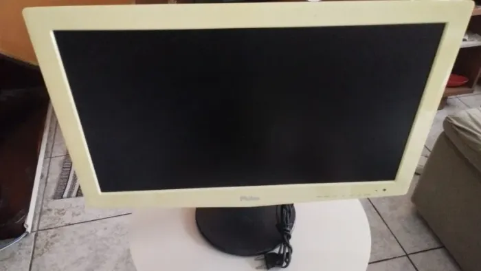 monitor Philco Led 24"