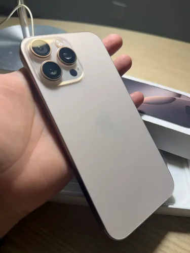 iPhone 16 pro Max 