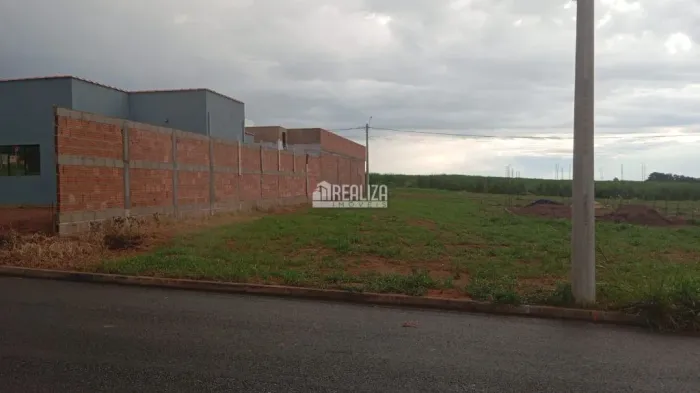 Terreno à Venda no Jardim Alvorada em Buritizal