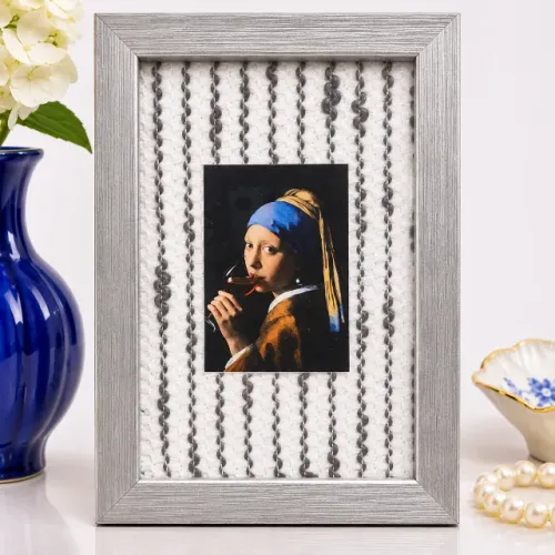 Quadro Decorativo Moça com Brinco de Pérola Vinho Vermeer Moldura Prata 12x17