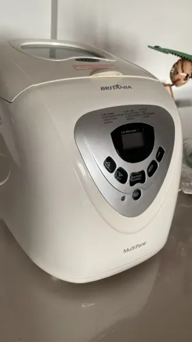 Panificadora Britânia Multipane Branca - 12 Programas 220v
