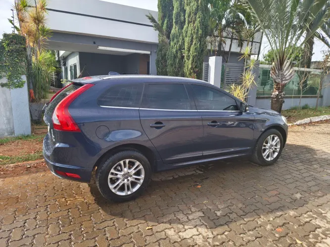 Volvo XC-60 XC 60 T-5 Dynamic 2.0 FWD Turbo Gasolina 4P AUT 2016