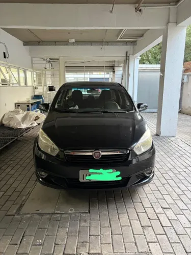 Fiat Grand Siena Attrac. 1.4 EVO F.flex 8V 2013