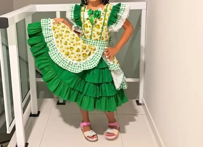 Vestido infantil de festa junina 