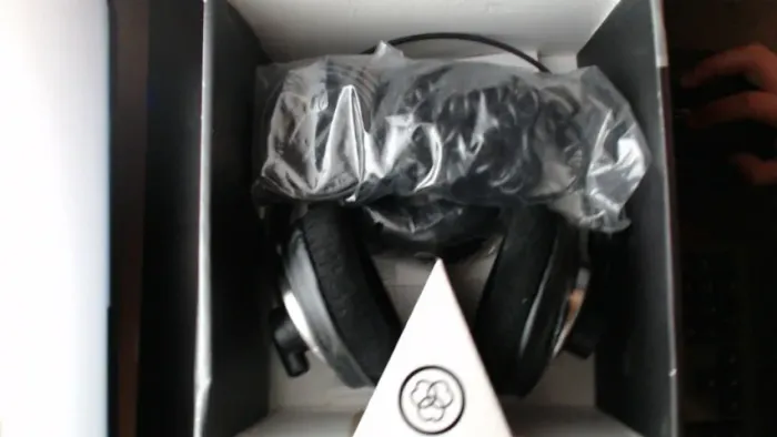 Fone AKG MK240 ii