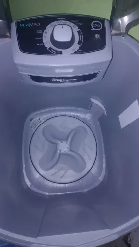 Vendo uma máquina de lavar roupa e centrífuga 