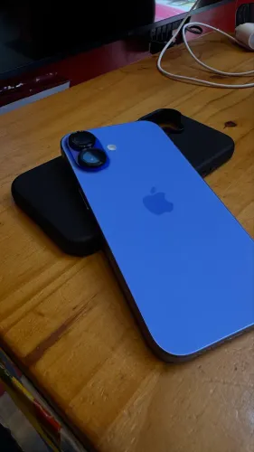 IPHONE 16 128GB AZUL - ESTADO DE NOVO