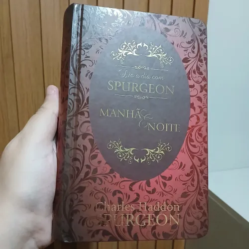 LIVRO: Dia a dia com Spurgeon - manhã e noite