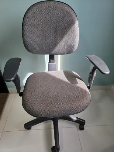 Cadeira Ergonômica Giratória + ESCRIVANINHA DE BRINDE!
