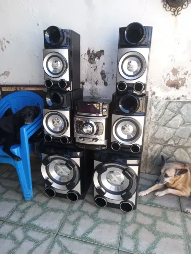 Som LG 1700w Potente Aceito cartão 