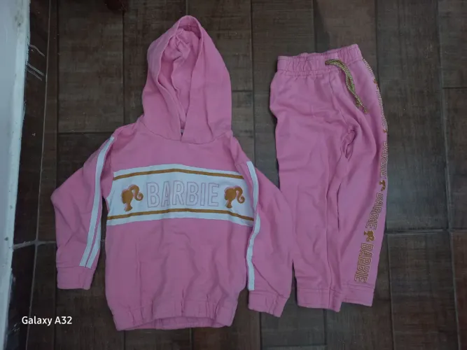Calça e Moletom da Barbie 4/6 anos