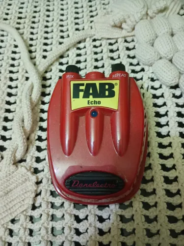 Danelectro FAB Echo