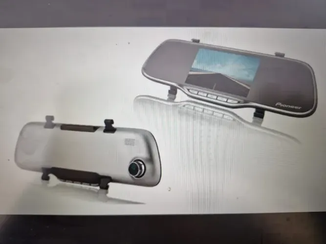 Retrovisor com Câmera Pioneer Dash Cam VREC-200CH Tela de 4,7"