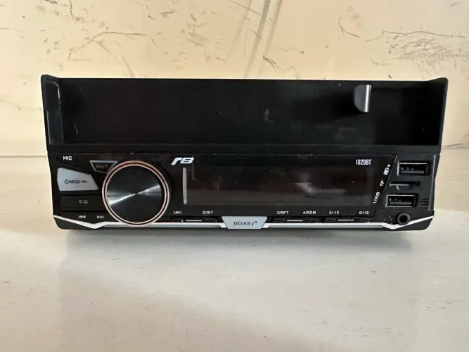 Som Automotivo R8 Tecnology 1020bt Com Usb, Bluetooth E Leitor De Cartão Sd