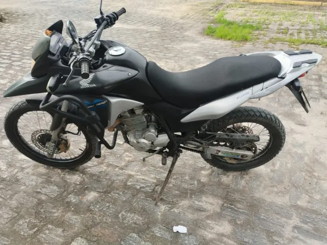 XRE 300 extra só pegar é roda cuida