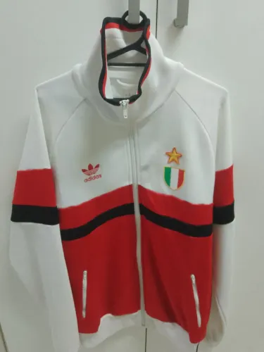 Linda jaqueta Adidas Milan Tam M