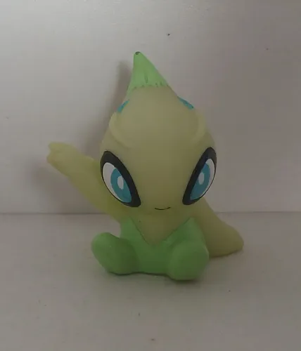 BONECO MINIATURA DEDOCHE POKEMON CELEBI