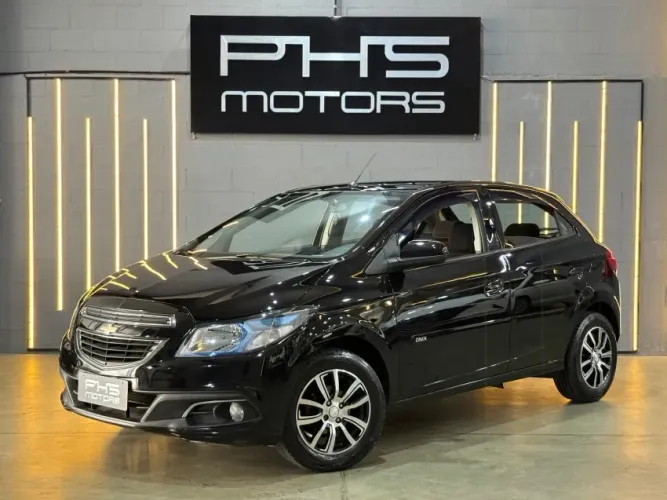 Chevrolet Onix Hatch LT 1.4 8V Flex Power Mec. 4P 2013