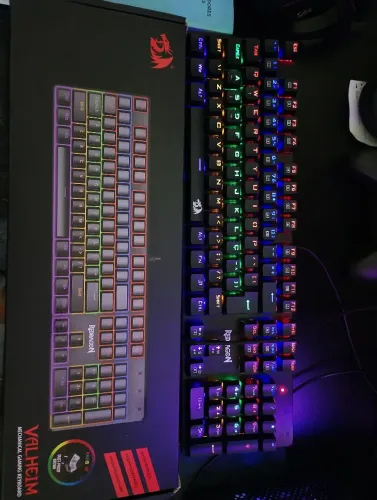 Teclado mecânico e mouse redragon