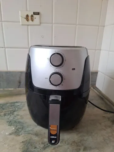 Micro-ondas e Air Fryer 