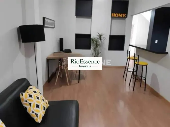 Casa de Vila à venda, 7 quartos, 2 suítes, Botafogo - Rio de Janeiro/RJ