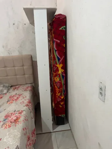 Vendo uma cama solteiro infantil