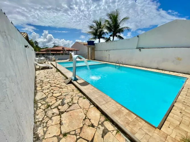 Casa por temporada na Atalaia nova