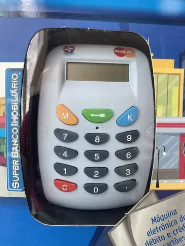 Super Banco Imobiliário com máquina de cartão, completo e conservado. *