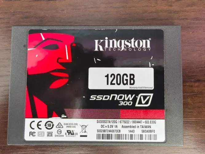SSD Kingston 120GB SV300S37A SATA 3 (6Gbps) - Perfeito Estado!