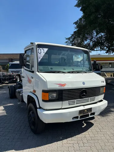 MERCEDES-BENZ 710 PLUS | 2007 | RARIDADE | POUCOS KM !!