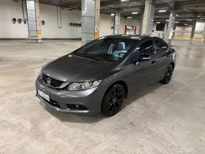 Honda Civic Sedan LXR 2.0 Flexone 16V Aut. 4P 2016
