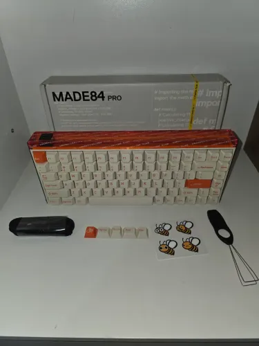 Teclado magnético Melgeek Made84 Pro laranja