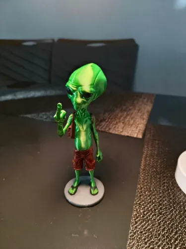 Vendo Boneco Alienígena para Colecionador. 