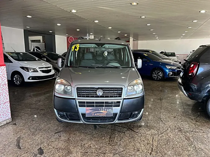Fiat Doblo Essence 1.8 Flex 16V 5P 2013
