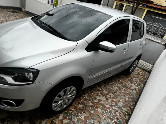Volkswagen Fox 1.0 MI Total Flex 8V 5P 2012