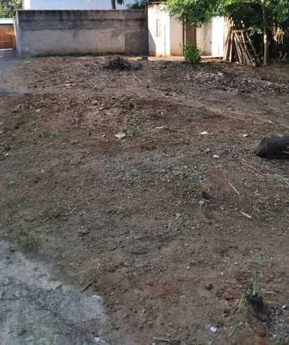 Vendo em três Rios RJ, Terreno em servidão tipo condominio fechado 