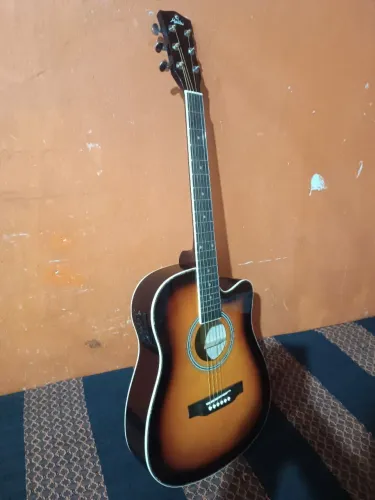 Vendo violão novo elétrico nunca foi usado
