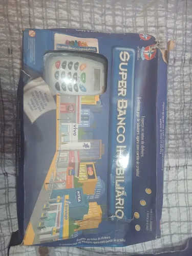 Jogo de Tabuleiro Super Banco Imobiliário 2010