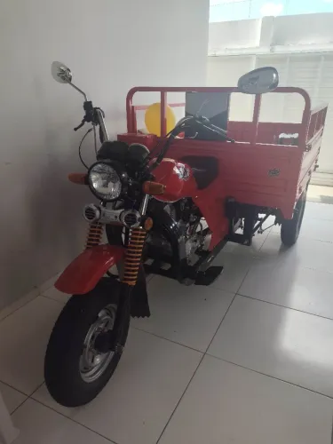 Moto cargueiro 