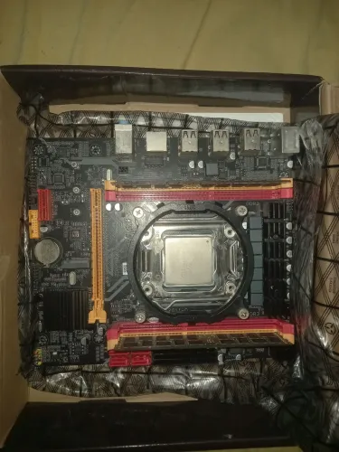 Kit xeon E5 2689 2.6GHZ com 16GB DDR3 