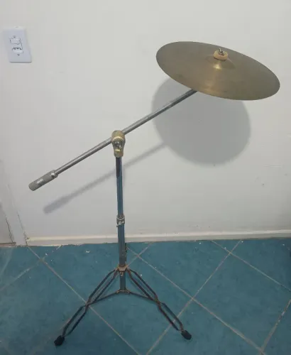Estante de Prato Girafa 