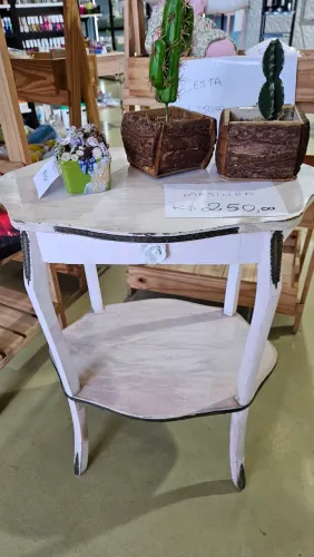 Mesinha de Decoração