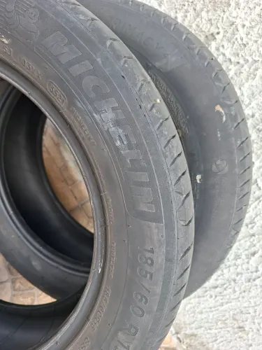 Pneu Michelin 185/60 R15