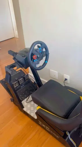 Volante Logitech G29 + Cockpit Extremeracing