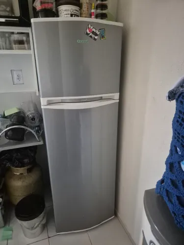 Geladeira fros free consul