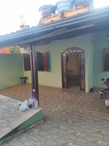 Imóvel para venda possui 250 metros quadrados com 3 quartos