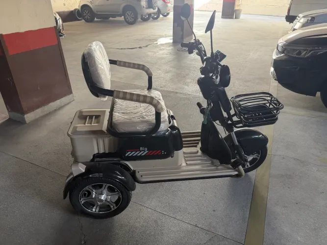 Venda de triciclo elétrico