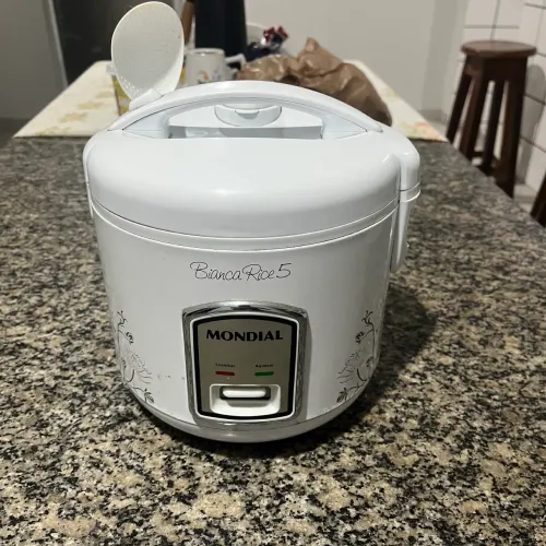 Panela de arroz elétrica cadence
