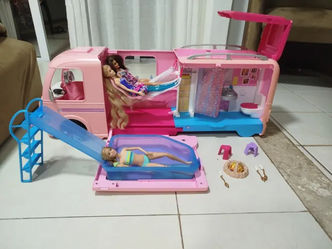 Trailer dos Sonhos da Barbie Mattel